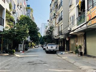 Siêu hiếm, nhà khu tđc phú diễn, phân lô, vỉa hè, ô tô tránh, 43m2 xây 5t, dòng tiền 25 triệu/tháng