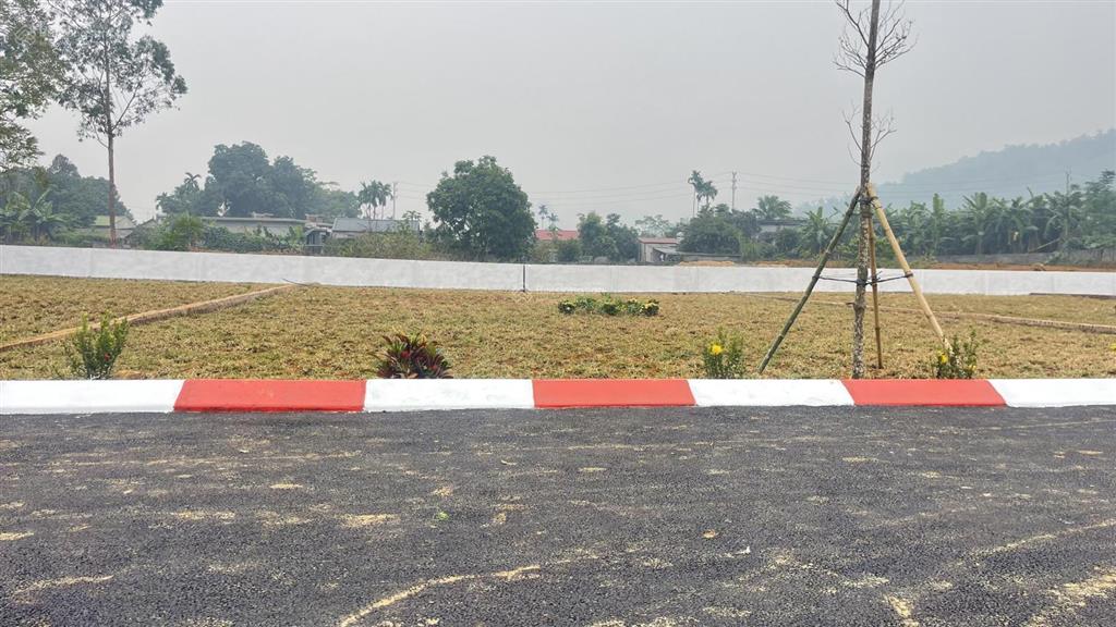 Siêu phẩm 400m sẵn sổ đỏ cư yên, lương sơn thế đất vuông view thoáng đẹp giá cực tốt