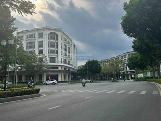 Bán đất mặt tiền nguyễn văn hưởng, phường thảo điền, quận 2, diện tích 1016m2 (26x48m) giá 200 tỷ