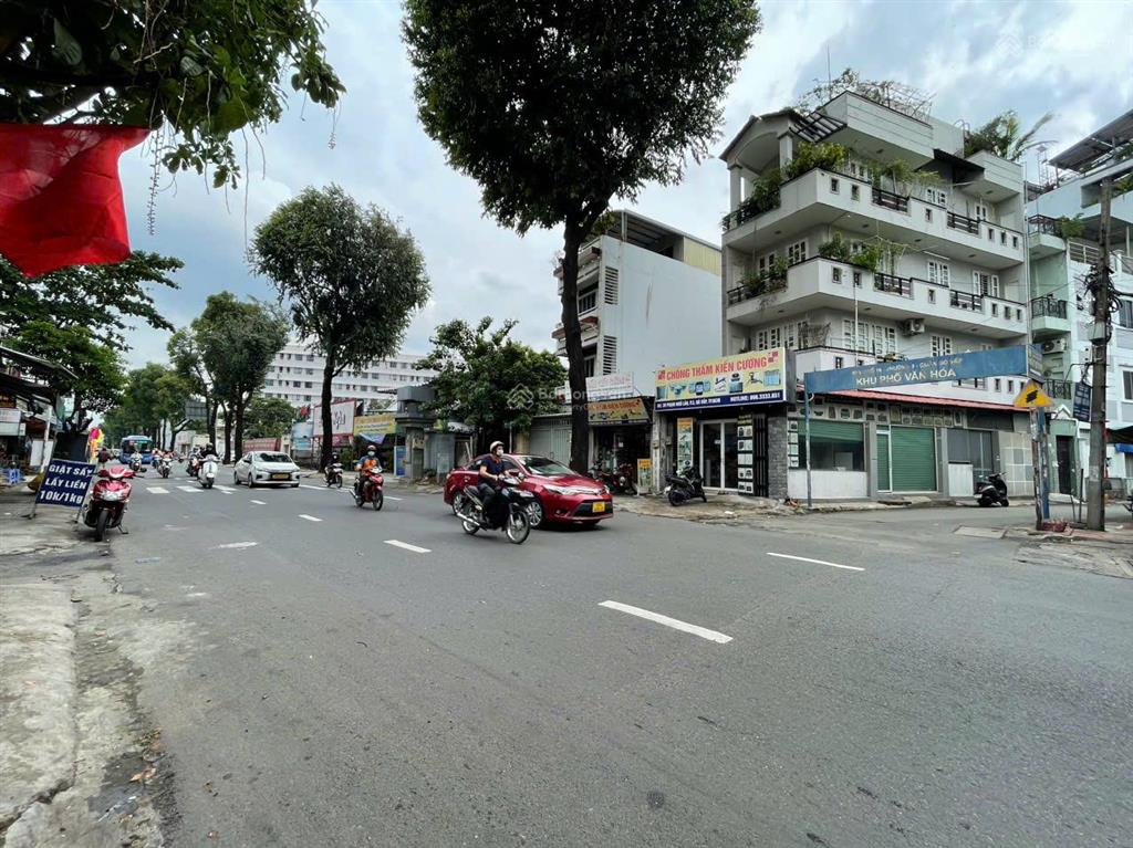 Bán nhà mặt phố gần đường thảo điền, 100 tỷ, 365m2, xây hầm 7 tầng quận 2, tp. hcm