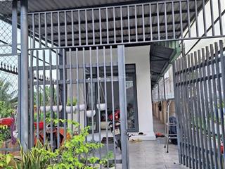 Cần bán gấp nhà c4 phường tân an thủ dầu một bddt 4,5 x 26 thổ cư 100m2 , 3pn giá 1 tỷ 790 ,