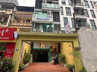 Bán nhà mặt phố võng thị  70m2  9 tầng nổi, 1 tầng hầm  dòng tiền 6000$ tháng