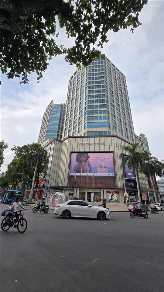 Bán mảnh đất mặt phố bà triệu, thái phiên, hai bà trưng, lô góc, dt 125m2, mt 7m.
