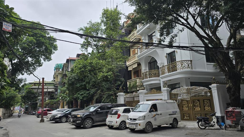 Bán mảnh đất hiếm ngõ 19 phố liễu giai, trung tâm ba đình, 2 mặt ngõ, nở hậu, dt 72m2, mt 5,6m.