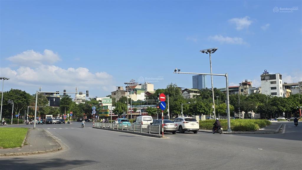 Bán mảnh đất tặng nhà 3 tầng phố nguyễn khánh toàn, cầu giấy, cực hiếm, dt 100m2, mt 5m, giá dầu tư