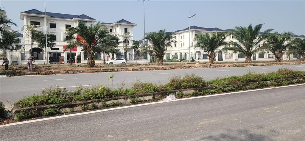 Chính chủ bán gấp đất dịch vụ vành đai 3.5, 150m2, mặt tiền 12m, cạnh nút giao đại lô, giá tốt nhất