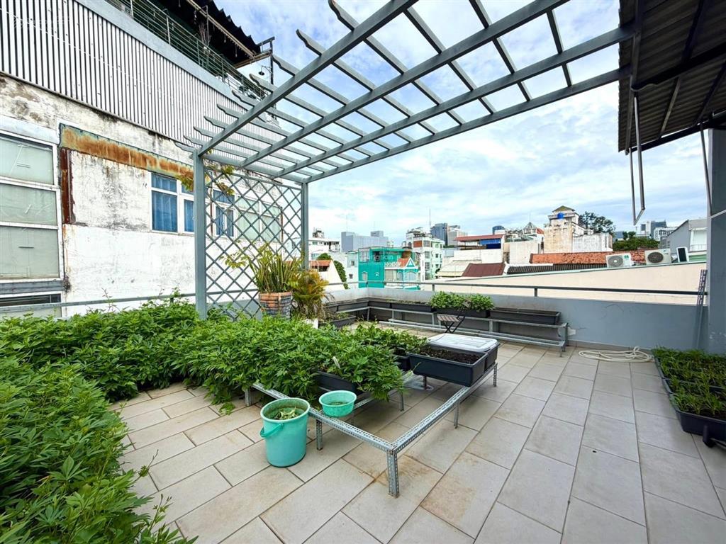 Bán biệt thự quận 1, 115m2 (6.4x18), 4 tầng, đường võ thị sáu