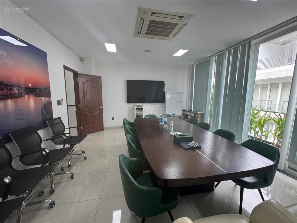 Văn phòng 85m2 ngay kđt sala cho thuê 27 triệu  hoàn thiện đẹp