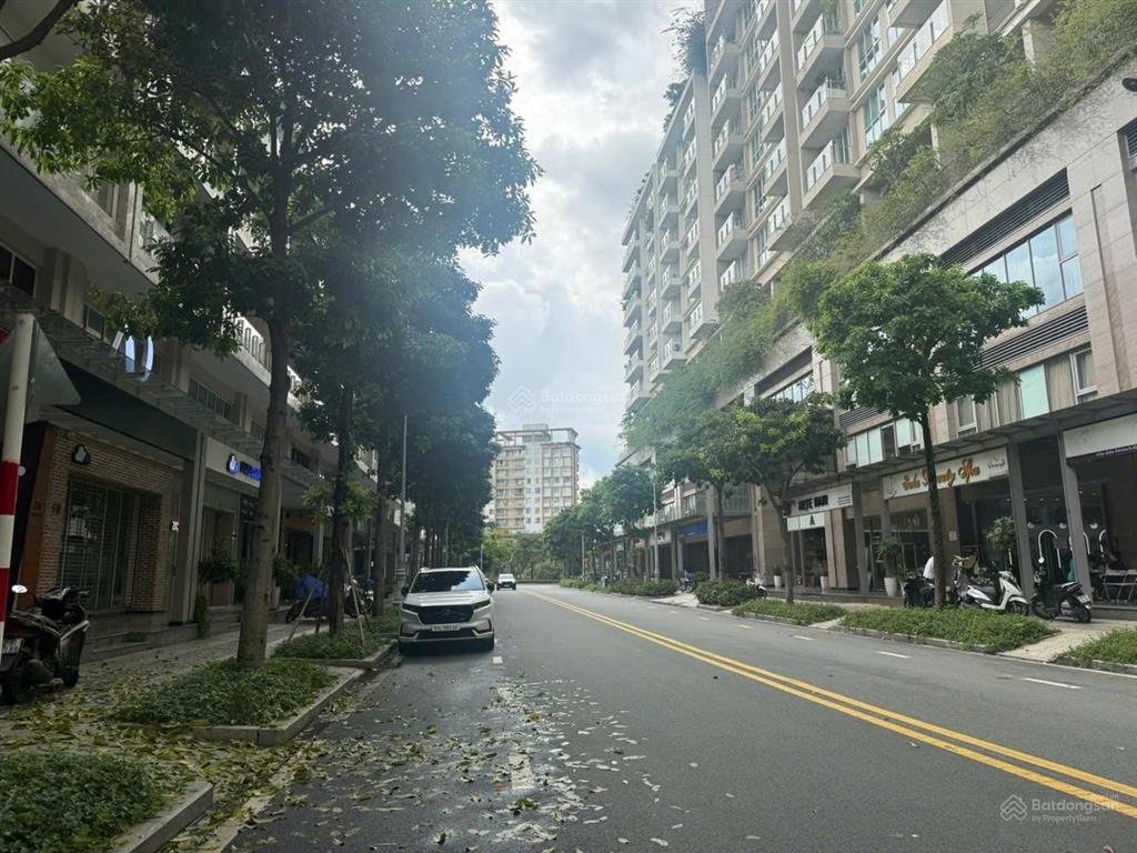 Shophouse đường b2 sala, 3 tầng, tổng diện tích 235m2 giá 100 triệu