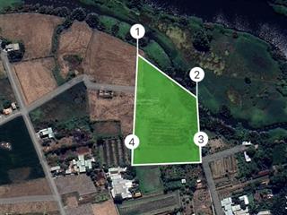 Cần bán gấp 10.000m2 quy đức bình chánh 16ty5 100m mặt tiền sông ae mg ra giúp gửi ae 2% nhe