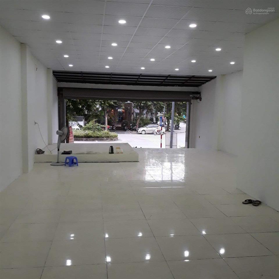 Cho thuê tòa nhà văn phú 126m2, 7 tầng, 1 hầm, 60tr/tháng làm văn phòng, trung tâm giáo dục
