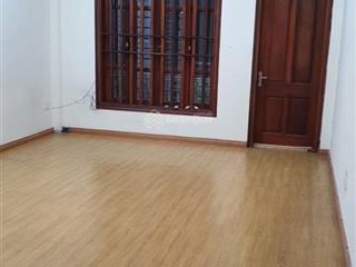 Văn quán 90m2, 4.5 tầng lô góc 28 tr/th làm vp, nhà nghỉ, khách sạn