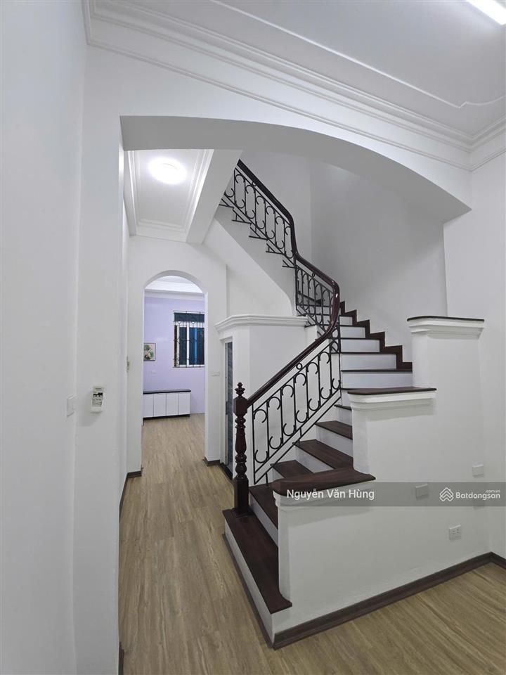 Chỉ 10.6 tỷ có nhà 5 tầng ngõ 121 trần phú, an sinh đỉnh cao