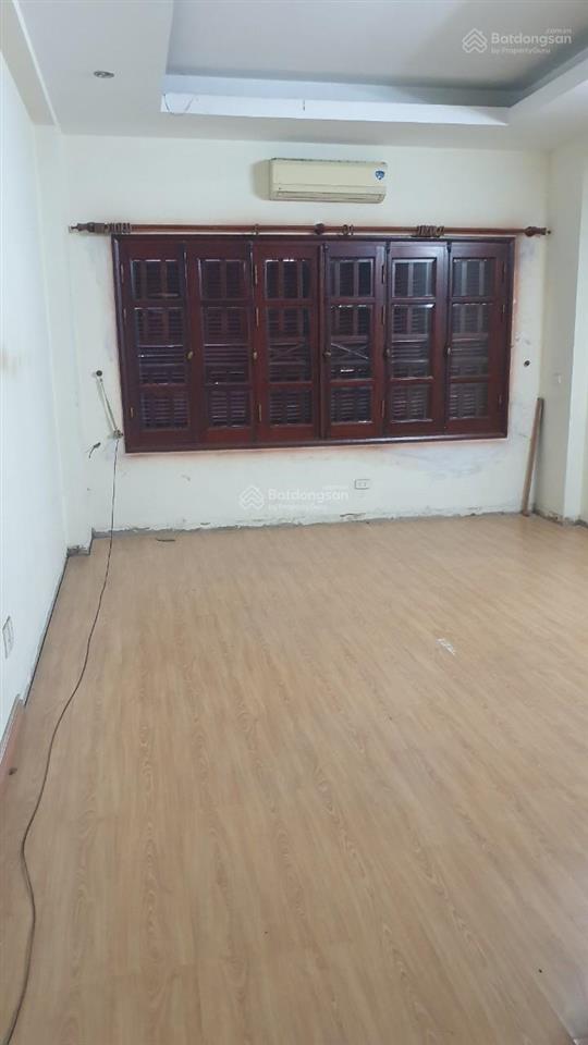 Cho thuê nhà văn quán 100m2, 4,5 tầng, 22tr xe công đỗ cửa