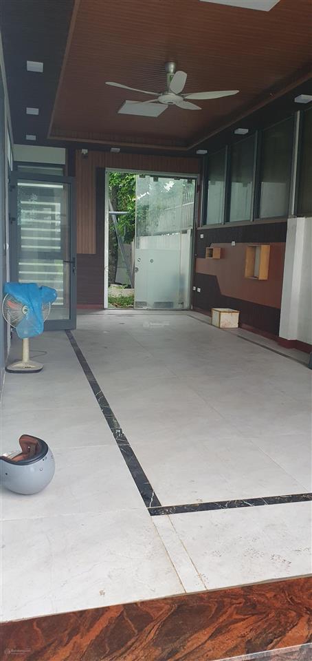Chỉ 15 tỷ có nhà 3 tầng ngõ 108 trần phú sau big c ô tô tránh nhau