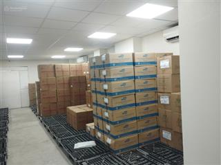 Cho thuê nhà bà triệu 7 tầng 1 hầm, 90m2, 45 triệu xe công đỗ cửa