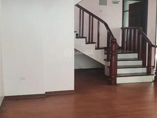 Cho thuê biệt thự văn phú 240m2, 4 tầng, mặt tiền 10m chỉ 35tr siêu rộng