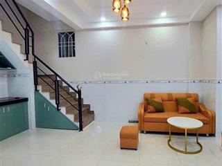 Bán nhà 2 tầng mới đẹp ở ngay  hxh (thông) sát bên aeon tân phú, 35m2, 2pn, 2wc, nhỉnh 2 tỷ