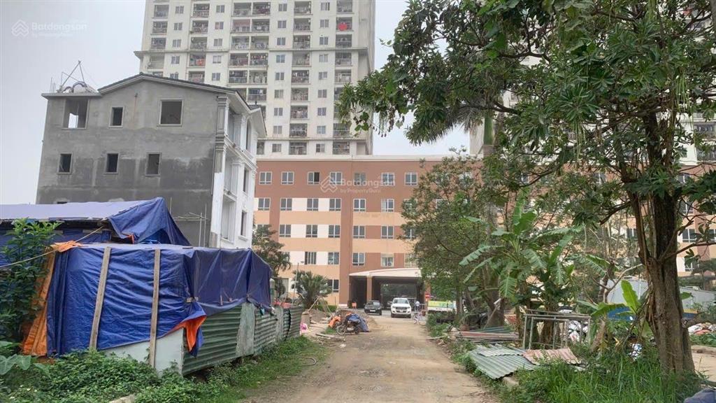 Tôi cần bán lô đất xây biệt thự tại đức thượng, hoài đức, hướng đông nam,giá tốt .  0901 513 ***