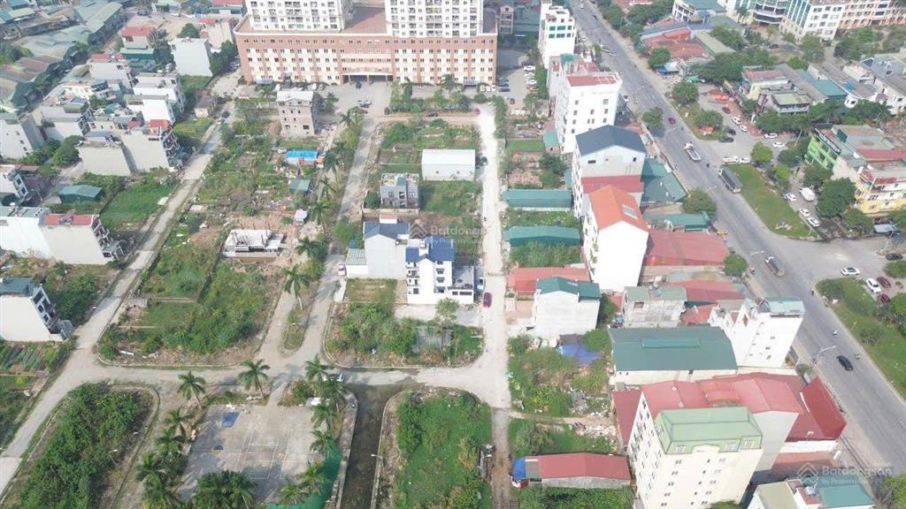 Tôi cần bán lô đất xây biệt thự tại đức thượng, hoài đức, hướng đông nam,giá tốt .  0901 513 ***