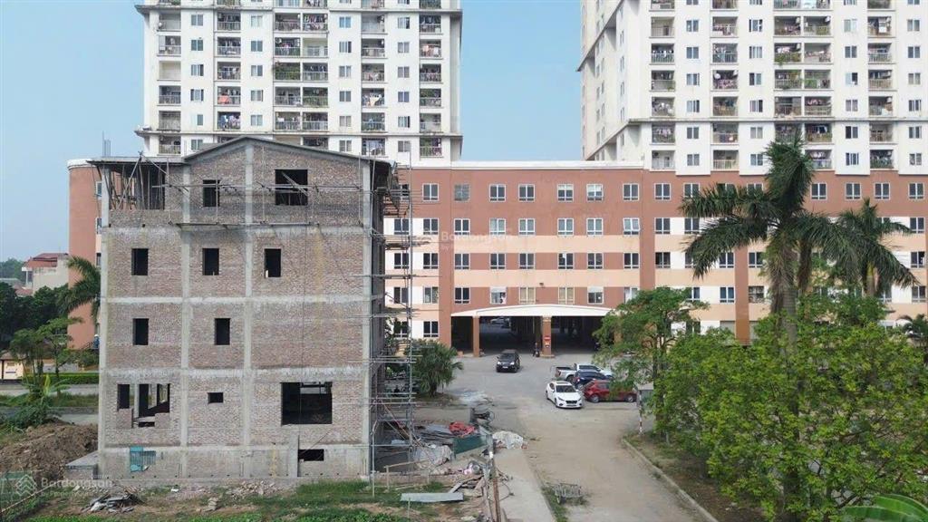 Tôi cần bán lô đất xây biệt thự tại đức thượng, hoài đức, hướng đông nam,giá tốt .  0901 513 ***