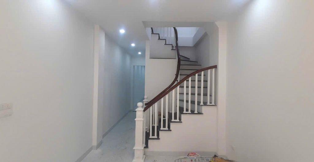 BÁN GẤP NHÀ MỚI ĐẸP – THANG MÁY Ô TÔ ĐỖ CỬA – GẦN MẶT PHỐ ĐỨC GIANG LONG BIÊN – CHỈ 10,8 TỶ (TL)