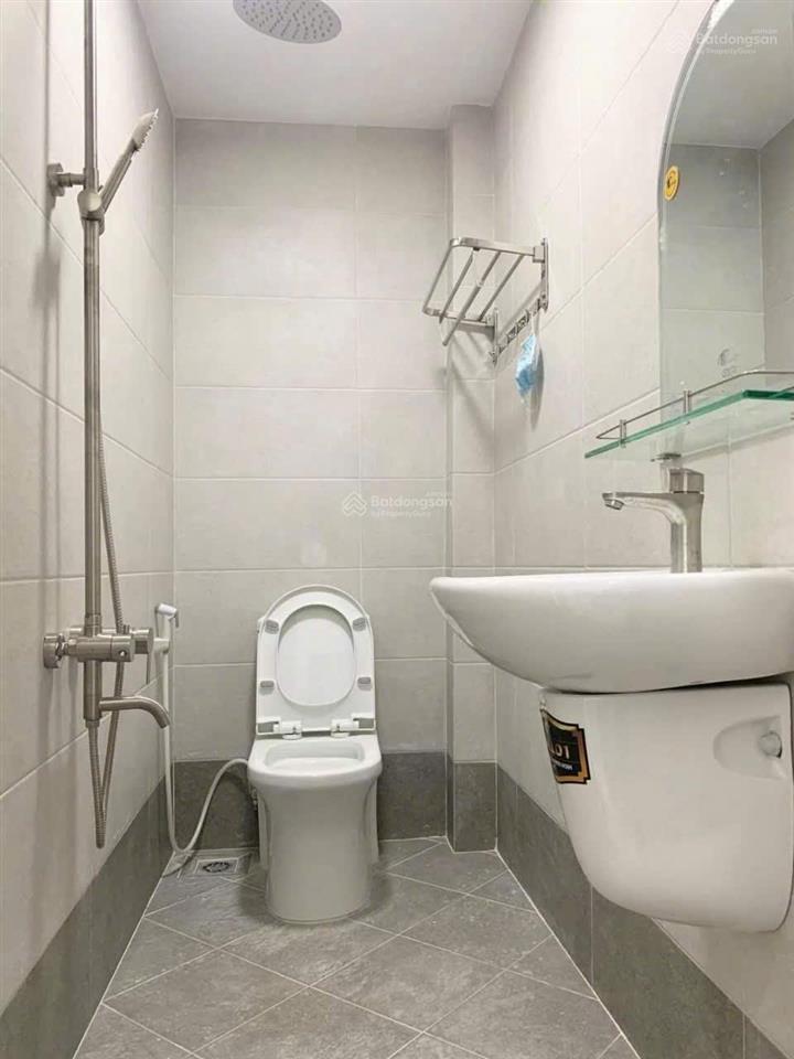 Cần cho thuê nhà hxt 86/3a phổ quang, phường 2, quận tân bình