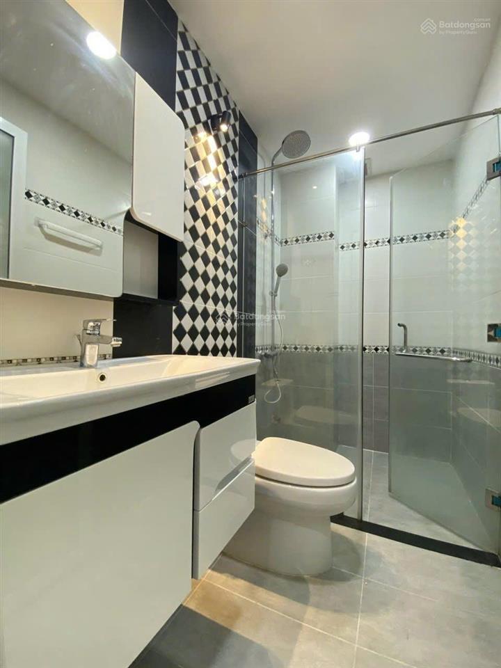 Cần cho thuê villa hxh 152/2a nguyễn văn thương p.25 q.bình thạnh.