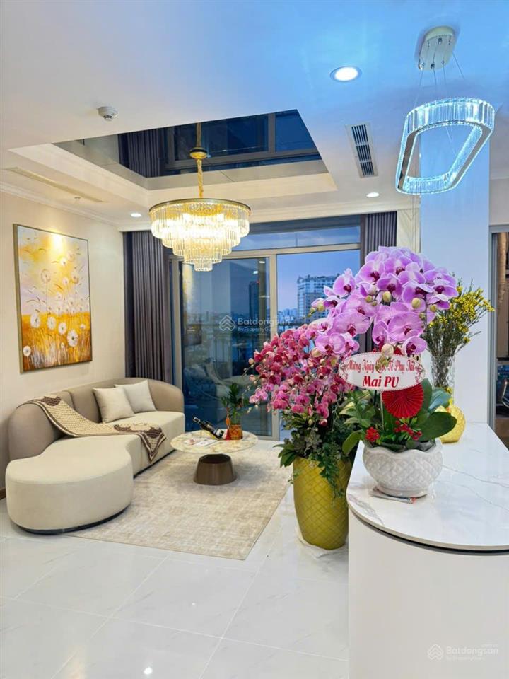 Chủ gửi bán căn góc 108m2 vcplandmark 5, sổ sẵn, full nội thất, 0902 546 ***