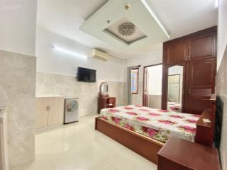 Trống căn full nội thất  ban công mặt tiền trường chinh
