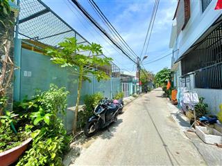Bán lô đất mặt tiền đường núi cấm 2 ngang đẹp gần 9m, p.nam nha trang