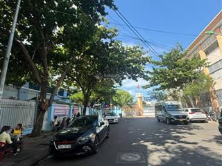 Bán đất tặng nhà 2 tầng, mặt tiền thi sách, trung tâm nha trang, khu vực kinh doanh tốt