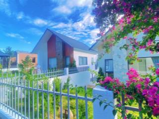 Căn villa full nội thất, bám suối đá tự nhiên với thiết kế hiện đại