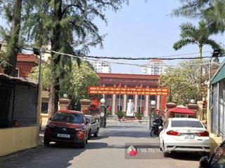 Hoàng quốc việt  60m  phân lô  3 thoáng  ngõ thông  ôtô vào nhà  dân xây, ô chờ thang máy