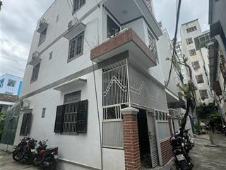 Bán căn nhà 3 mặt tiền trung tâm thành phố nha trang  đường hoàng hoa thám, giá cực tốt