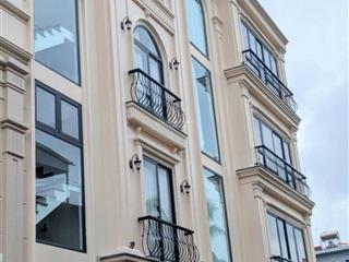 Bán căn siêu phẩm 4 tầng sân cổng riêng phong cách cực chill