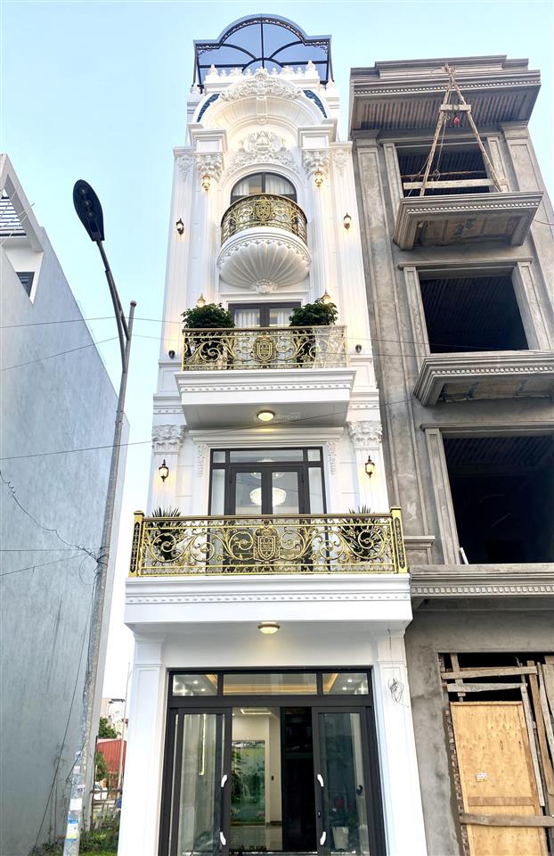 Bán căn siêu phẩm tân cổ điển 5 tầng thang máy ngay gần aeonmall