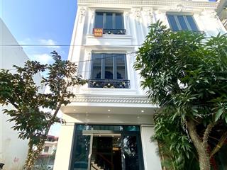 Bán nhà 4 tầng xây mới độc lập thang máy đường 12m khu phân lô gần aeon mall