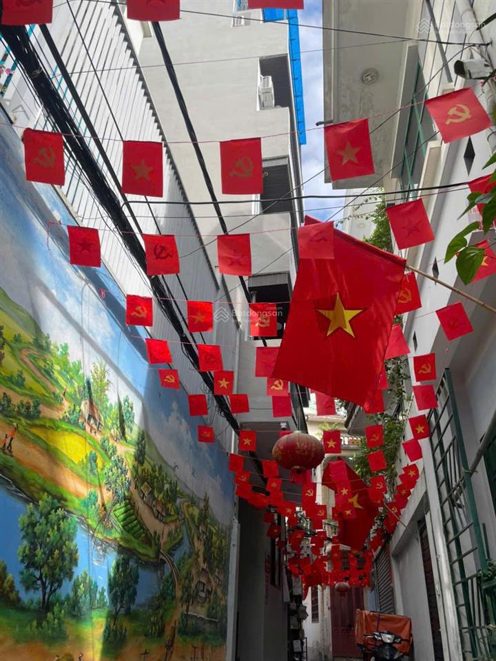 Chính chủ bán nhà 5 tầng đc 128 ngõ 639 đường hoàng hoa thám, phường vĩnh phúc, ba đình, hà nội