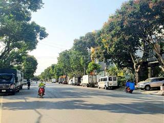 Bán nhà đường 8m gần công viên đặng thùy trâm bình thạnh (4.5x20m)ngay cổng văn lang 4 tầng 7pn 7wc