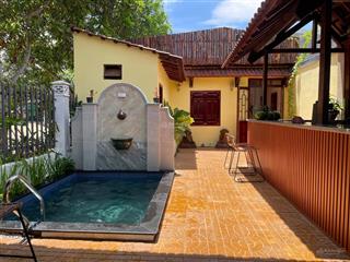 Bán nhà xây dựng kiểu nhà nghỉ dưỡng đầy đủ tiện nghi 208m2 chỉ hơn 4 tỷ