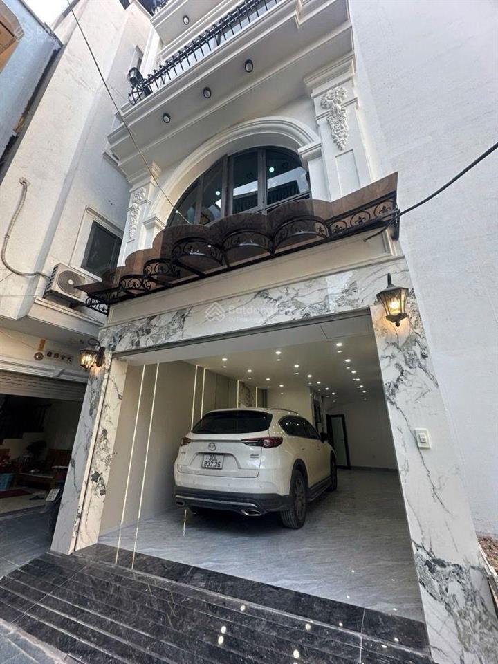 Bán nhà cổ linh long biên  ô tô vào nhà  43m2, 6 tầng  thang máy  mt 4,5m, nhà siêu đẹp. 13,5tỷ