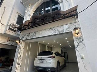 Bán nhà cổ linh long biên  ô tô vào nhà  43m2, 6 tầng  thang máy  mt 4,5m, nhà siêu đẹp. 13,5tỷ