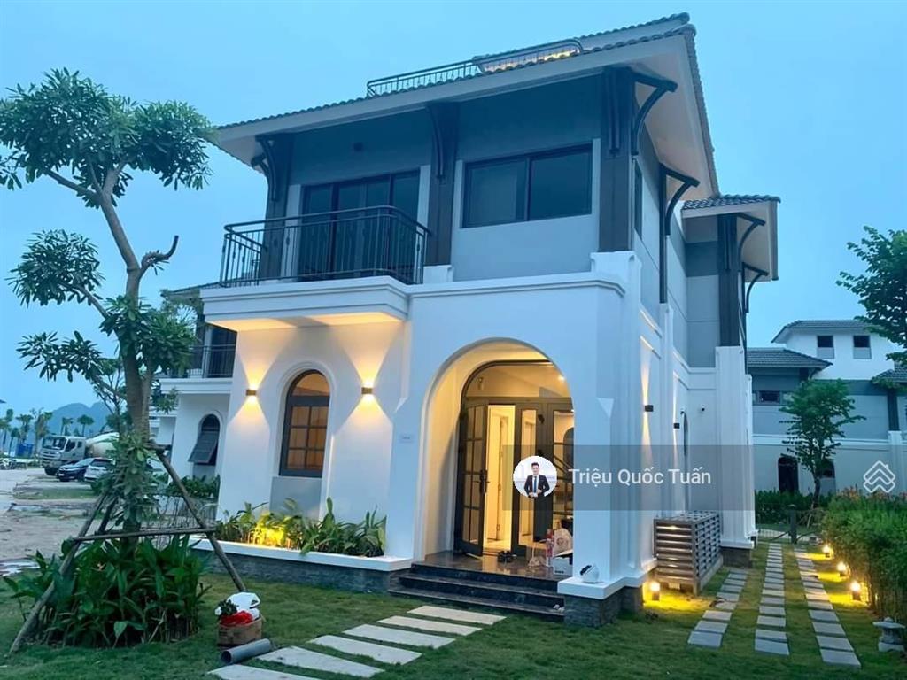 Bán biệt thự biển mặt biển sonasea vân đồn lô góc mặt biển giá tốt