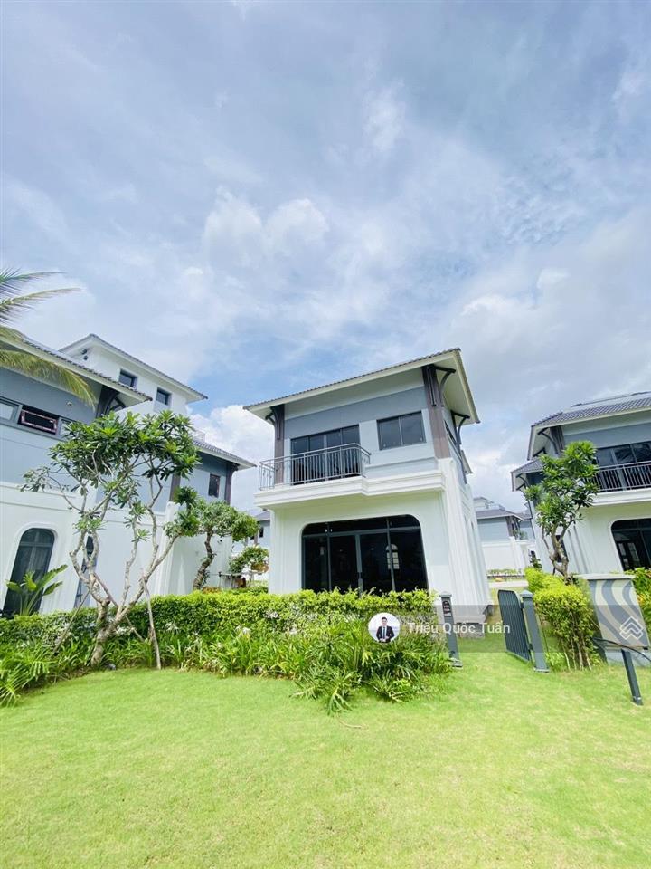Bán biệt thự biển mặt biển sonasea vân đồn lô góc mặt biển giá tốt