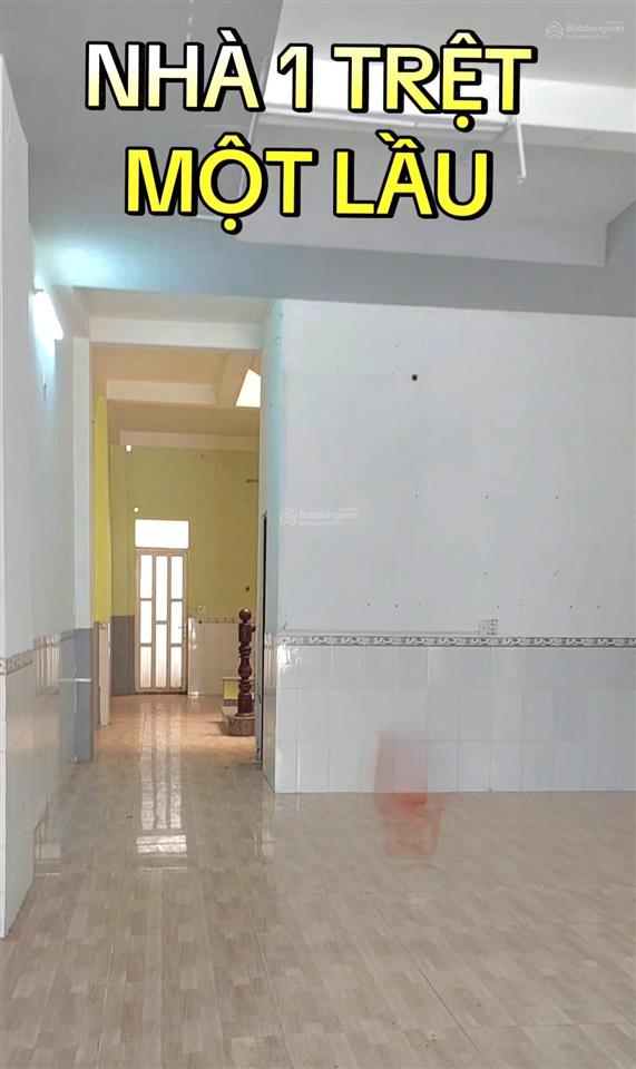 Bán nhà mặt tiền đường chính d1 kinh doanh giá rẻ trong kdc