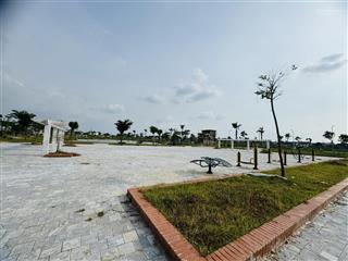 Bán lô view hồ và trung tâm thương mại đẹp nhất mb 520 đồng nhưng  tp thanh hoá giá 1,89 tỷ