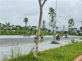 Bán siêu phẩm biệt thự 380m2 view công viên và hồ điều hoà mbqh 520 đổng nhưng, thanh hoá giá 6 tỷ