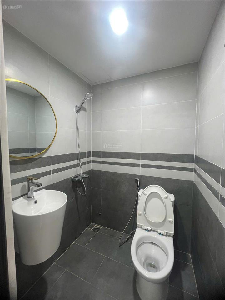 Nhà đẹp 4 tầng ở ngay, dt 4x17m, cn 68m2, hxh 1 sẹc khu d2 nối dài, giá chỉ 13.5 tỷ