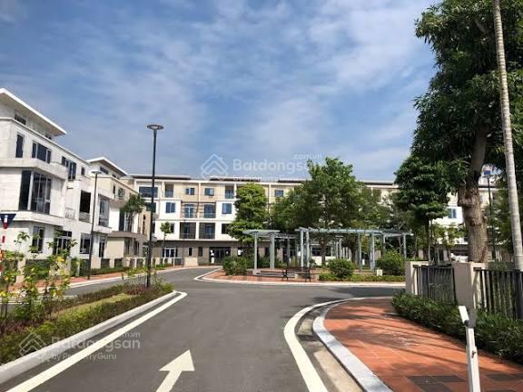 Cần bán gấp căn liền kề 100m2 mặt tiền 5m kinh doanh view vườn hoa